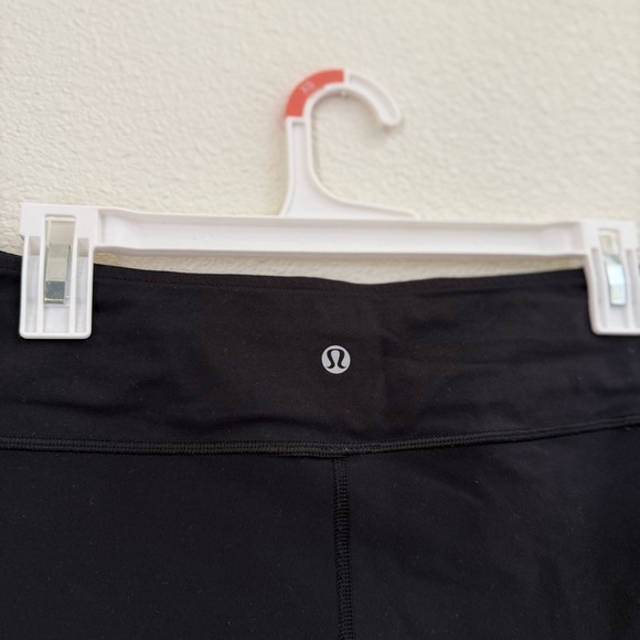 Lululemon Athletica Black Reversible Double Sided Shorts Women’s Size 10 - Picture 6 of 10